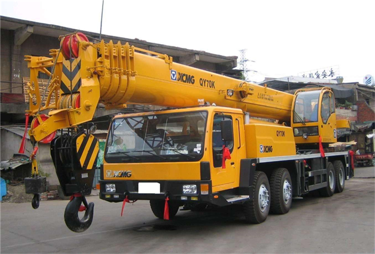 民丰县吊车出租选择重点