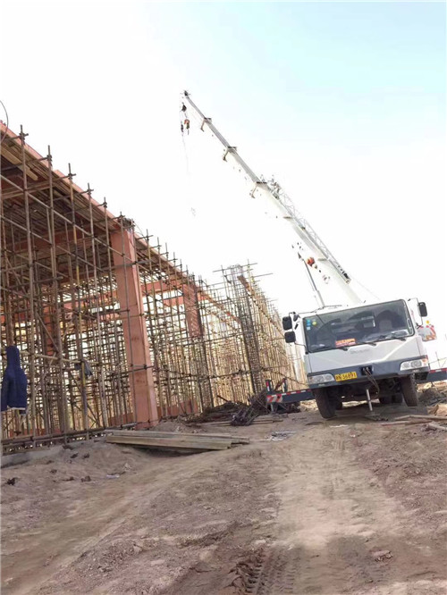 民丰县吊车作业的安全注意事项有哪些？